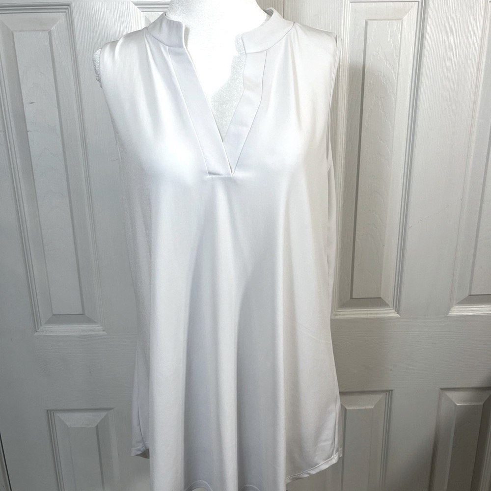 Honey me white sleeveless  blouse size small.